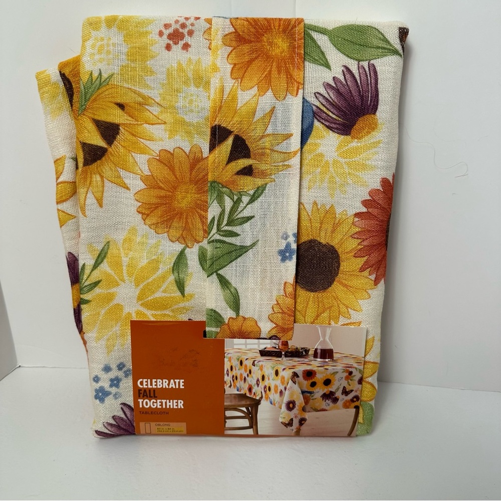 Sunflower Table Cloth - Picture 1 of 7